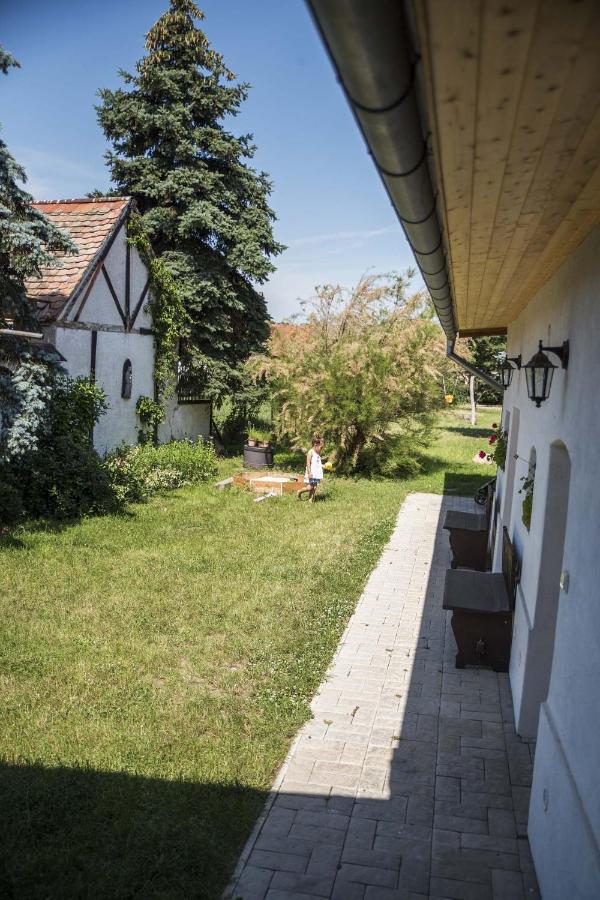 Chalupa Brod Nad Dyji Bagian luar foto